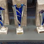 Die Pokale stehen bereit ...