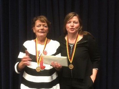 Gold geht an Dr. Silvia Klasberg-Brawanski und Kerstin Sosnowski