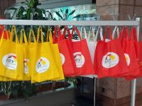 Viele bunten Taschen